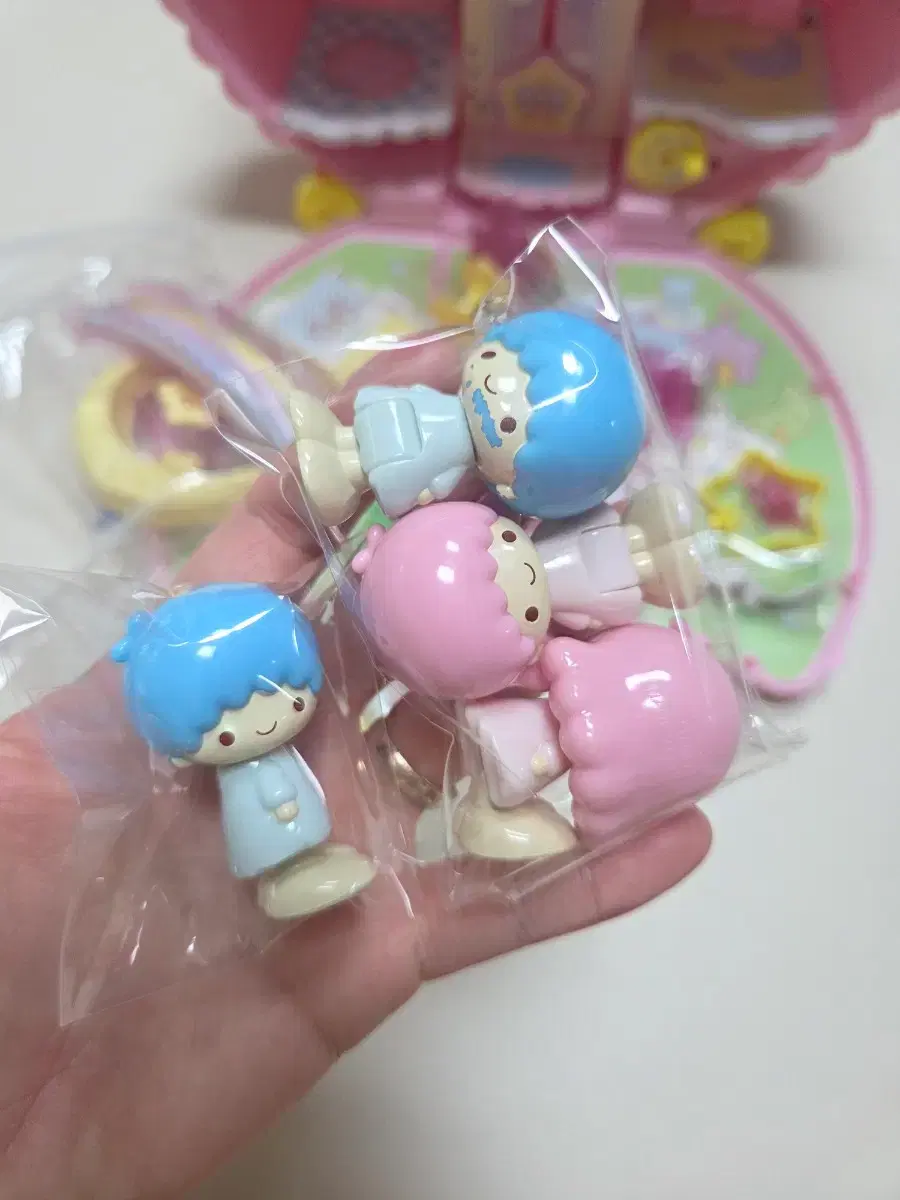 thumbnail-4